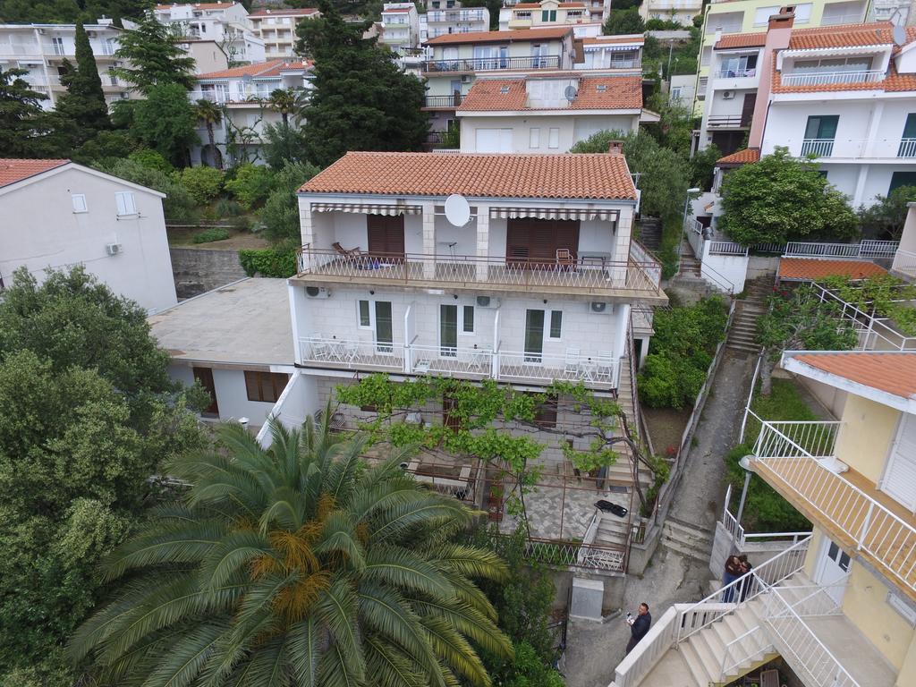 Stanicicke Apartments Baška Voda Екстериор снимка