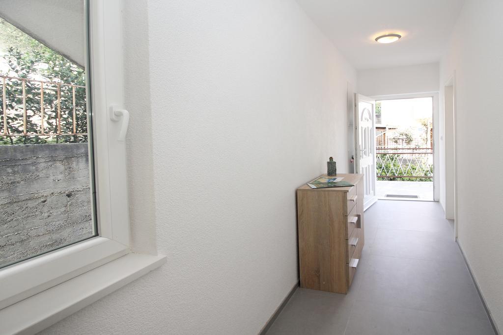 Stanicicke Apartments Baška Voda Екстериор снимка