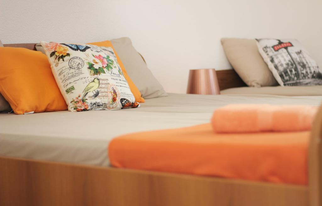 Stanicicke Apartments Baška Voda Екстериор снимка