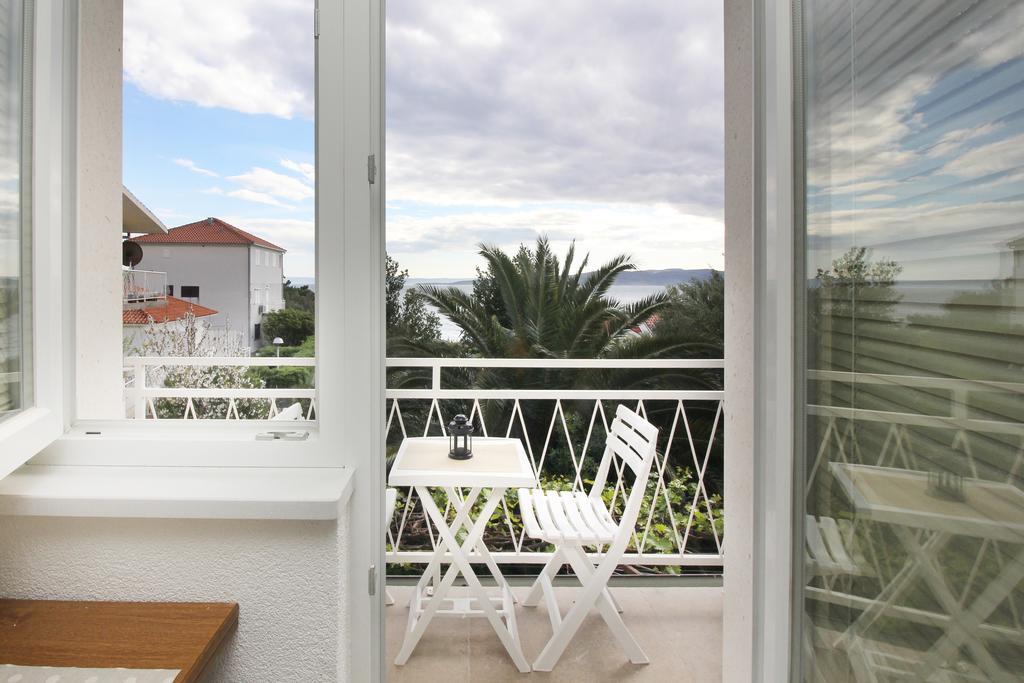 Stanicicke Apartments Baška Voda Екстериор снимка
